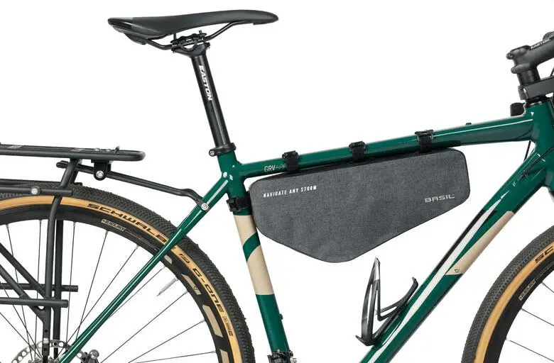 Basil - Navigator Storm Waterproof Frame Bag Medium 2.2L image 2