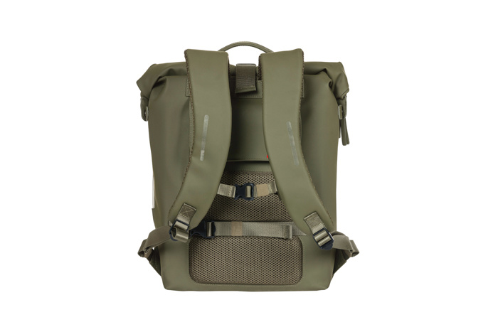 Basil - Soho Bicycle Bag / Backpack With LED image 4