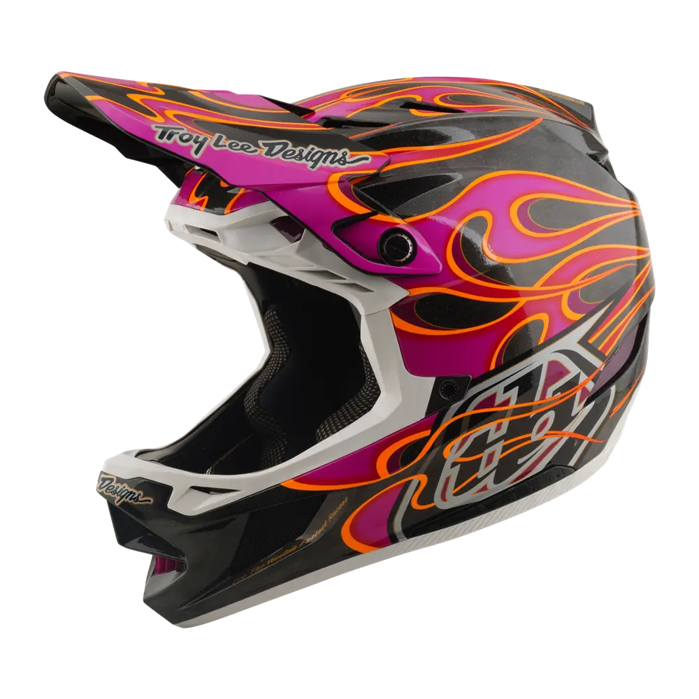D4 AS CARBON HELMET TORCHED CARBON /