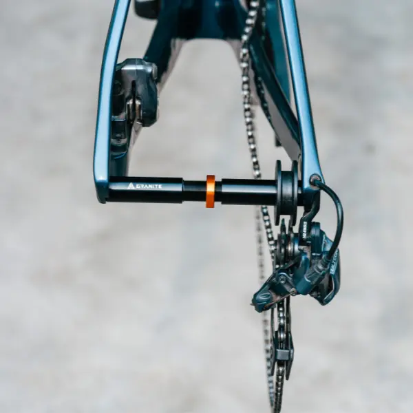 Granite Designs Chain Dock Dummy Hub image 4