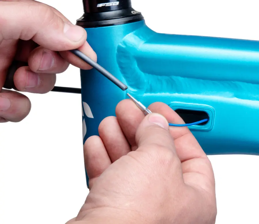 Park Tool - IR-1.3- Internal Cable Routing Kit image 5
