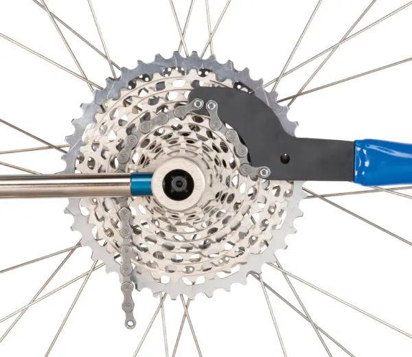 Park Tool - SR-2.3 Sprocket Remover/Chain Whip image 2