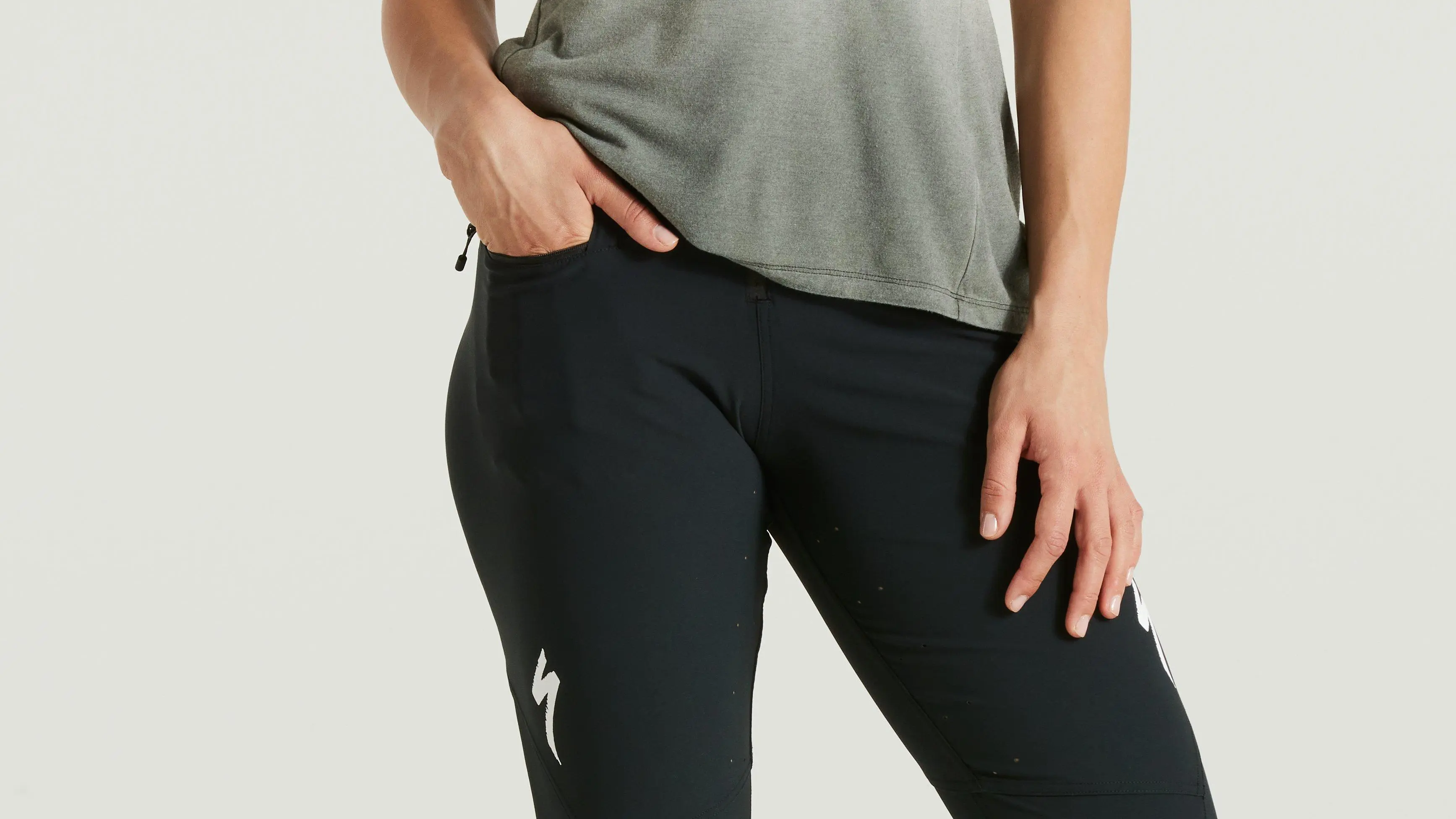 TRAIL LOGO PANT BLK 36 image 5