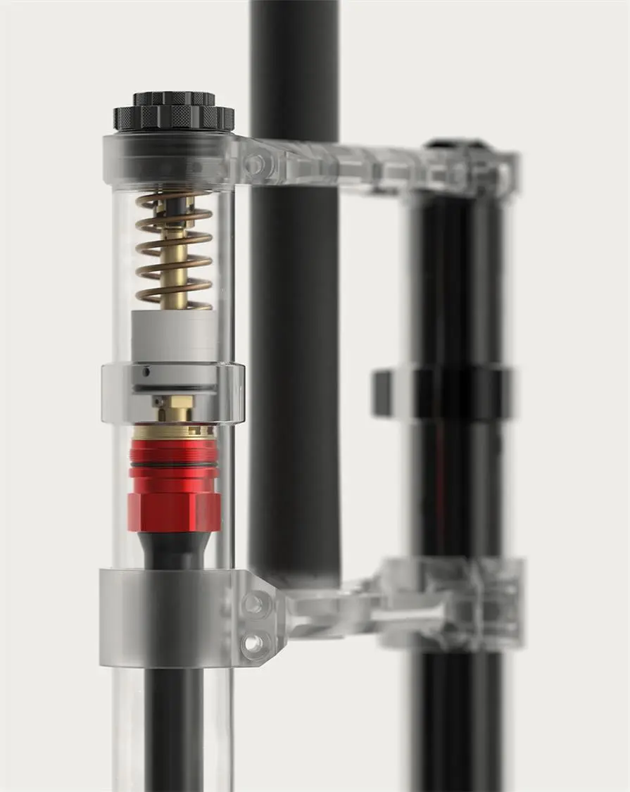 RockShox BoXXer Ultimate LinearXL Fork image 10