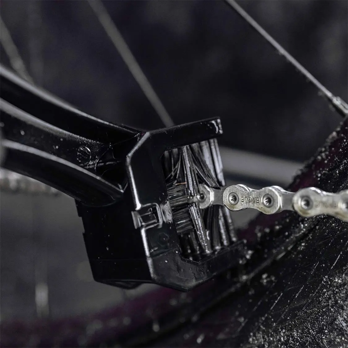 Muc-Off - Bicycle Chain Brush image 2