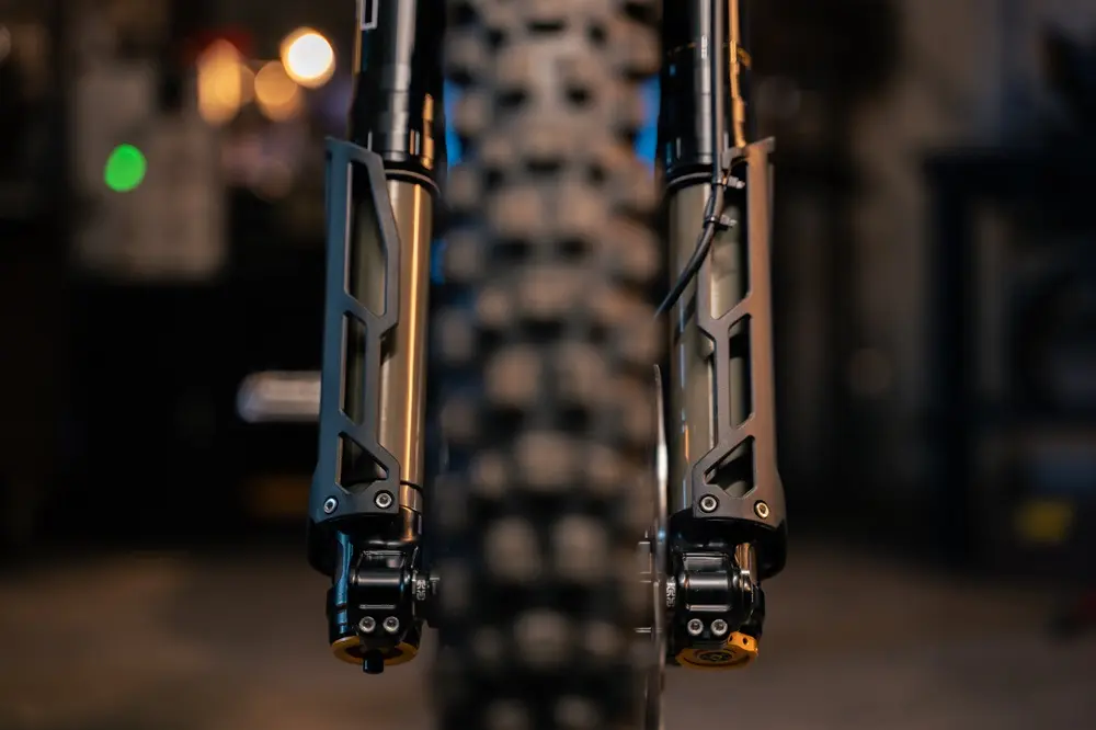 Cane Creek Invert Enduro fork image 2