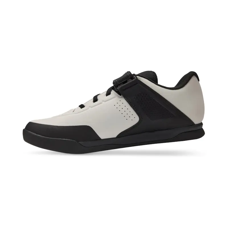 Giro Chamber III Shoe image 7