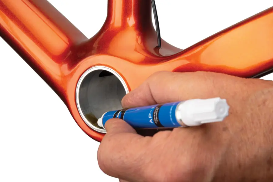 Park Tool - AP-1 Adhesive Primer image 2