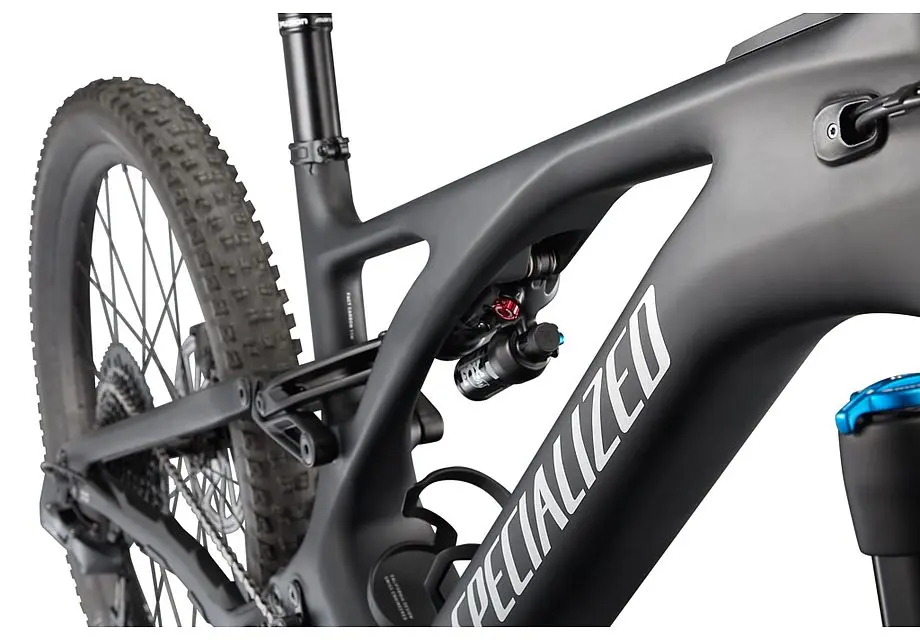 LEVO COMP CARBON BLK/LTSIL/BLK image 7