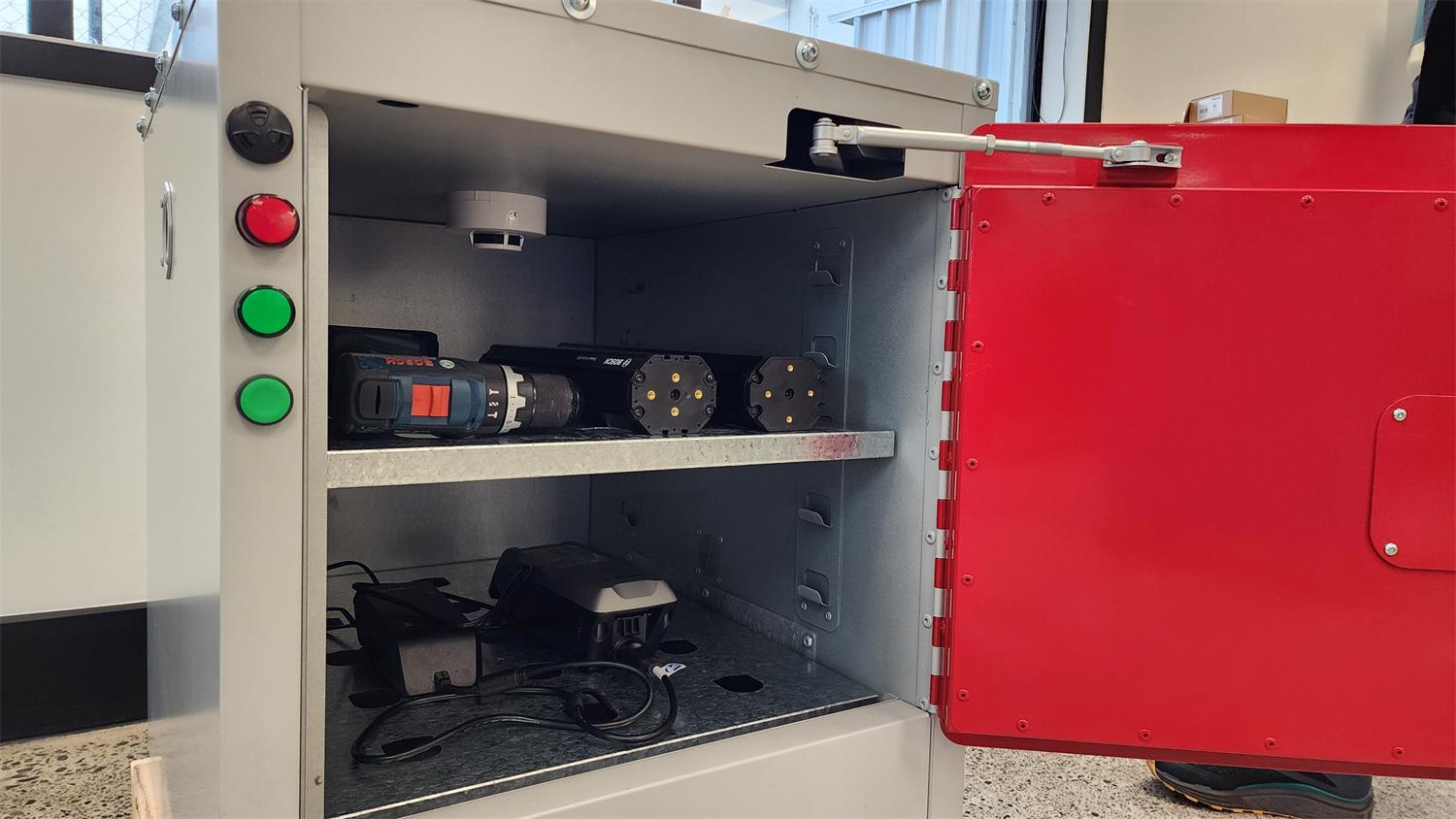 Hazero - Lithium-ion Battery Safety Cabinet, Standard image 2