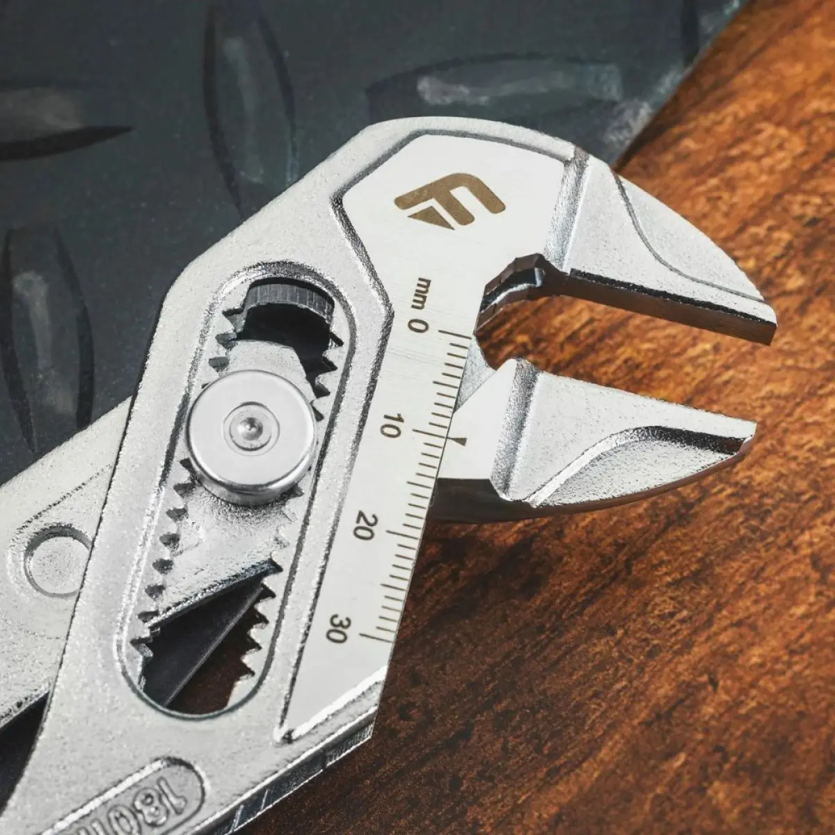 FEEDBACK SPORTS - ADJUSTABLE PLIERS WRENCH image 6
