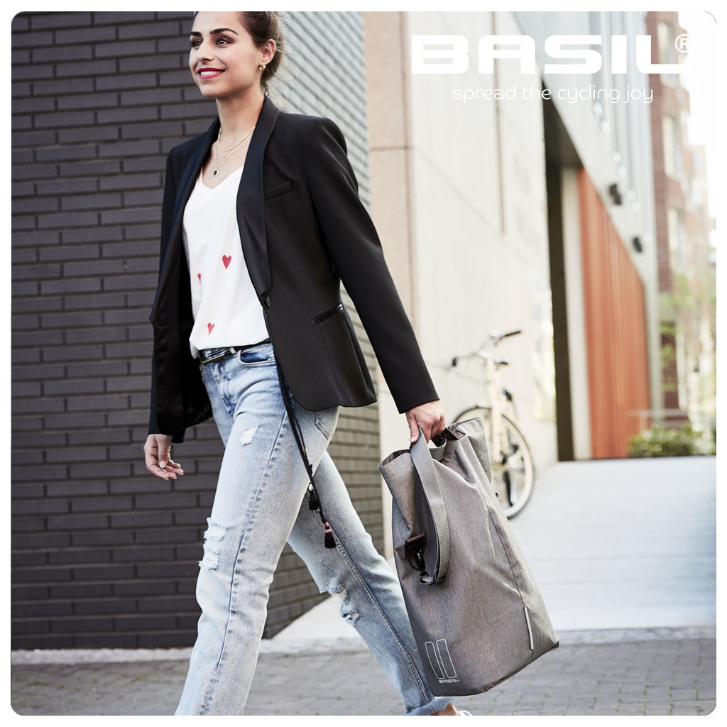 Basil - City Shopper image 3