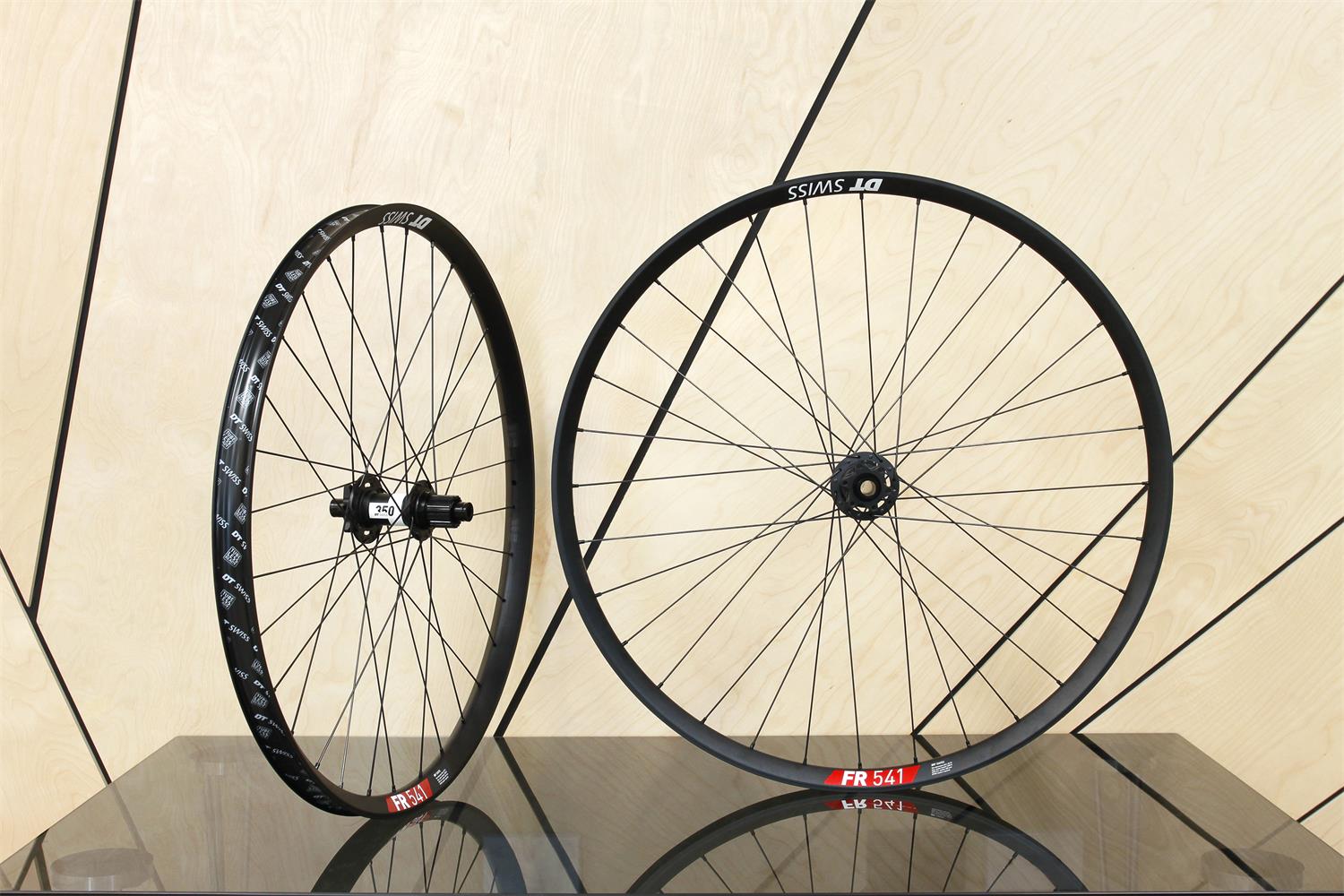Marleen Hand Built Wheels - DT Swiss FR541/350 Mullet
