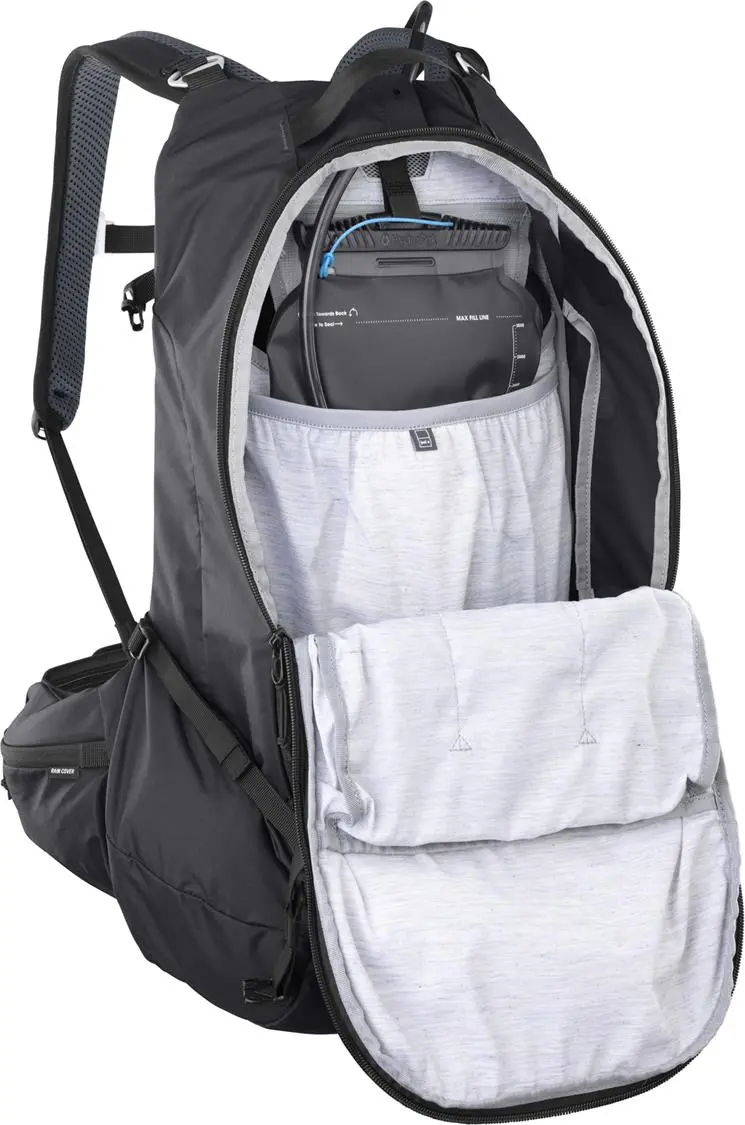 Evoc - Trail Pro Blackline 26 + Cargo Strap Bundle (SS26) image 10