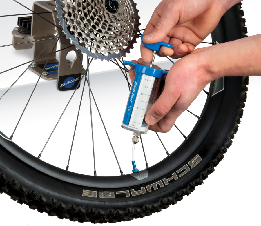 Park Tool - TSI-1 - Tubeless Sealant Injector image 2
