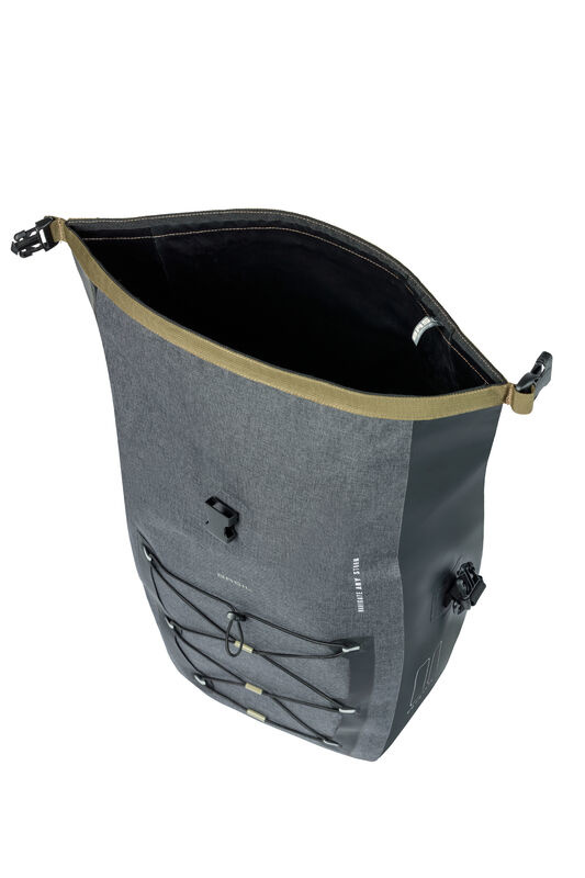 Basil - Navigator Storm Waterproof Single Bag (MIK Studs) image 9