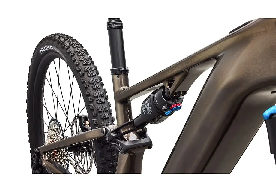 LEVO R COMP image 6