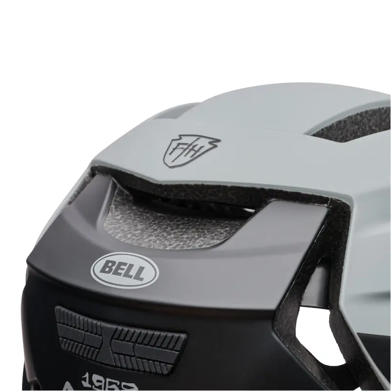 Bell 4Forty Air MIPS image 9
