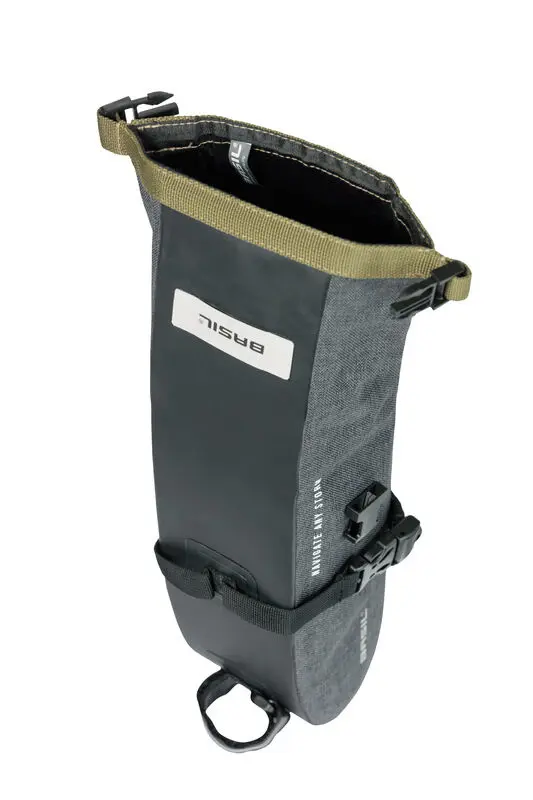 Basil - Navigator Storm Waterproof Saddle Bag Medium 1.5L image 4
