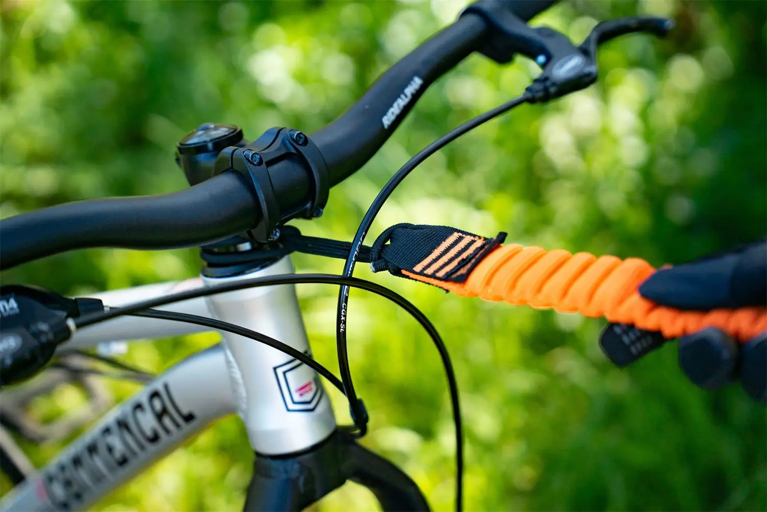 Kids Ride Shotgun - MTB Tow Rope image 4