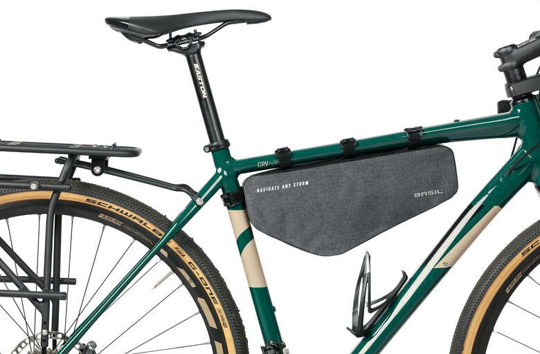 Basil - Navigator Storm Waterproof Frame Bag Medium 2.2L image 2